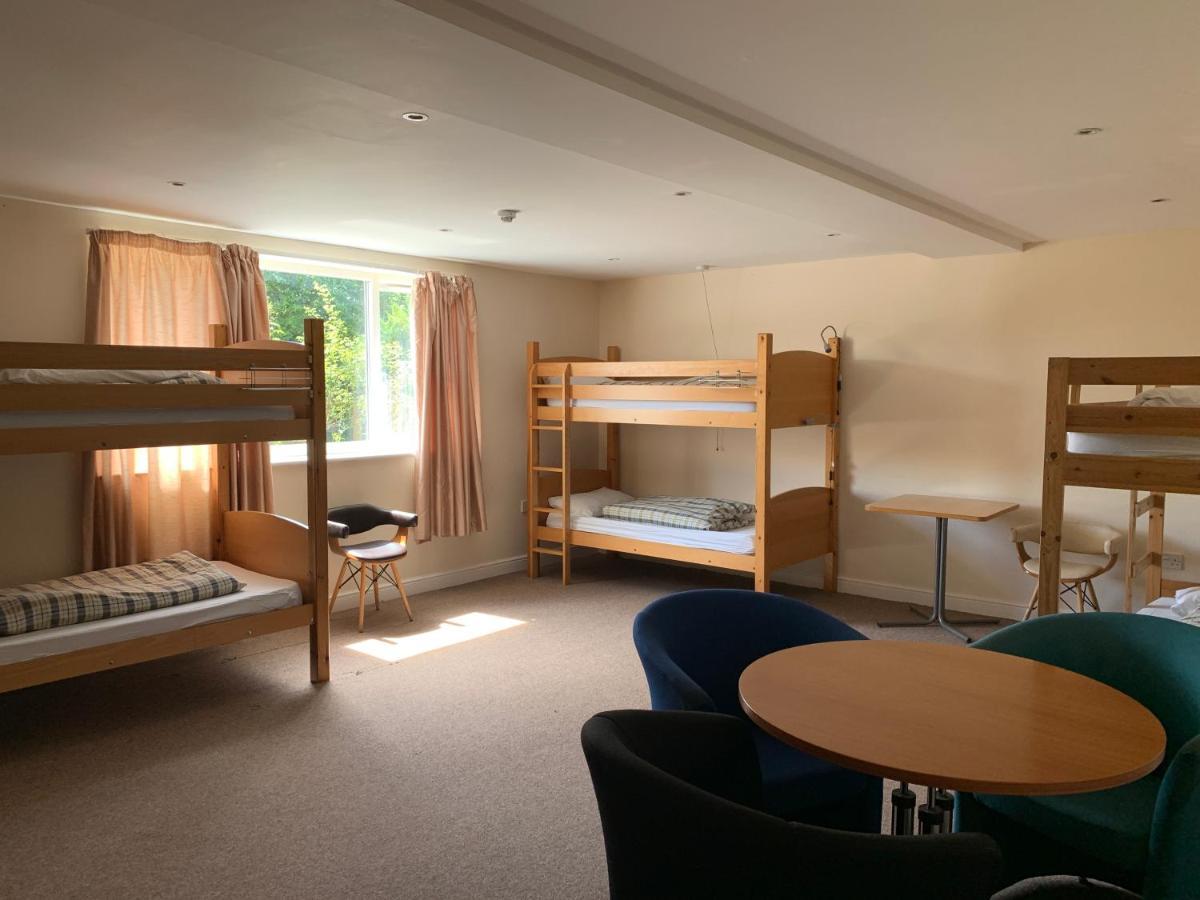 Stonehenge Hostel - Yha Affliated Cholderton Extérieur photo