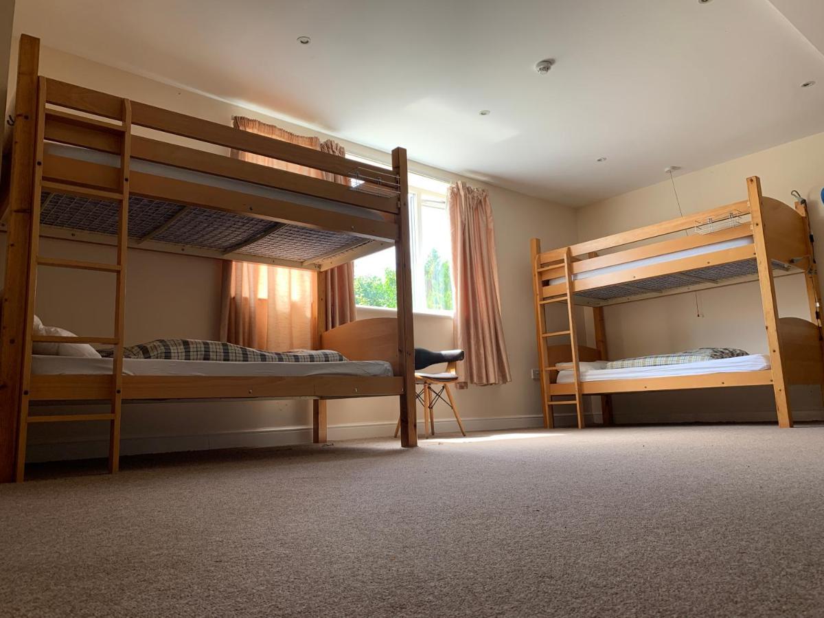 Stonehenge Hostel - Yha Affliated Cholderton Extérieur photo